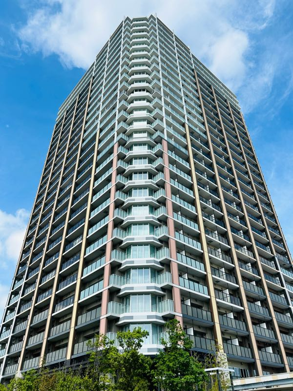 数量限定！在庫処分セール 売り切れ御免 街角リポート - Fm yokohama 84.7 : 良いお天気！二俣川駅！ ボーイズラブ(BL)