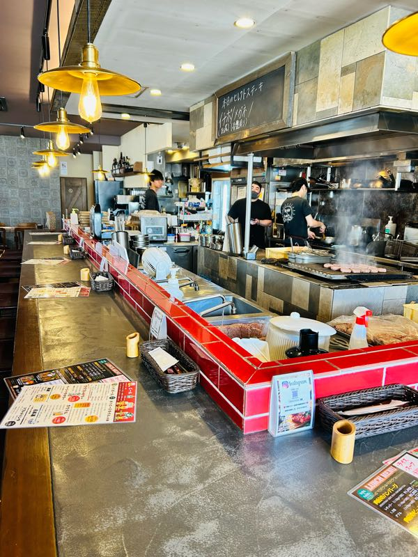 街角リポート - Fm yokohama 84.7 : TORAのお肉屋さん！