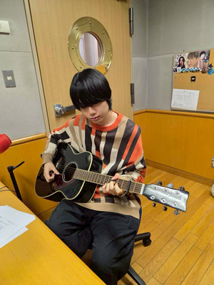 Line_album_1027_113_251023_1_re