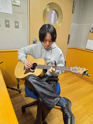 Line_album_1124121_251120_15_re