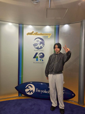 Line_album_21623_260212_2